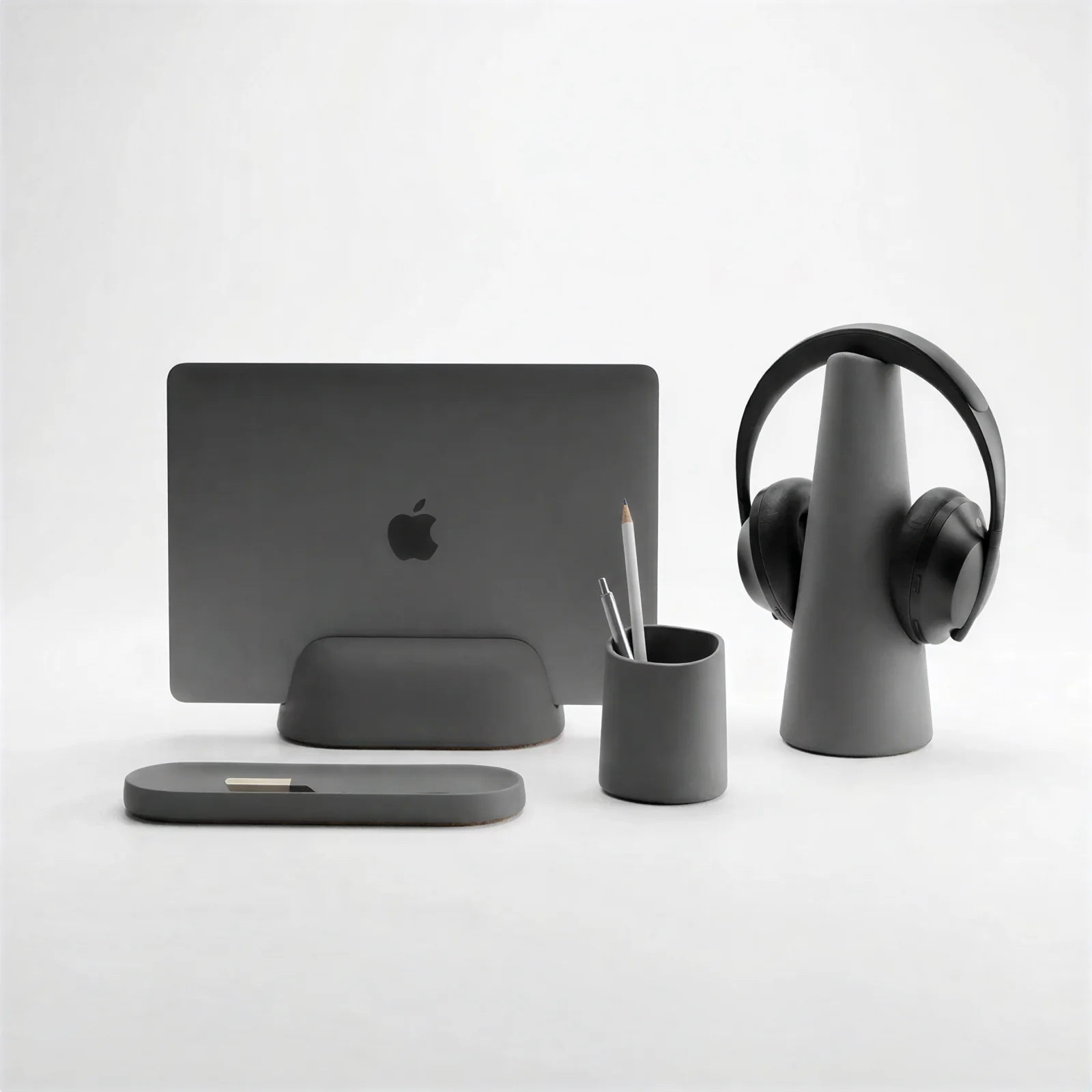 AIRE — accessoires de bureau gris en situation